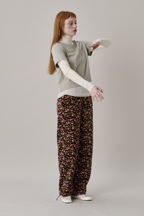 JUNEJUNE SPACE - 롱/미디팬츠 - Flower Fleece Jogger Pants_Brown