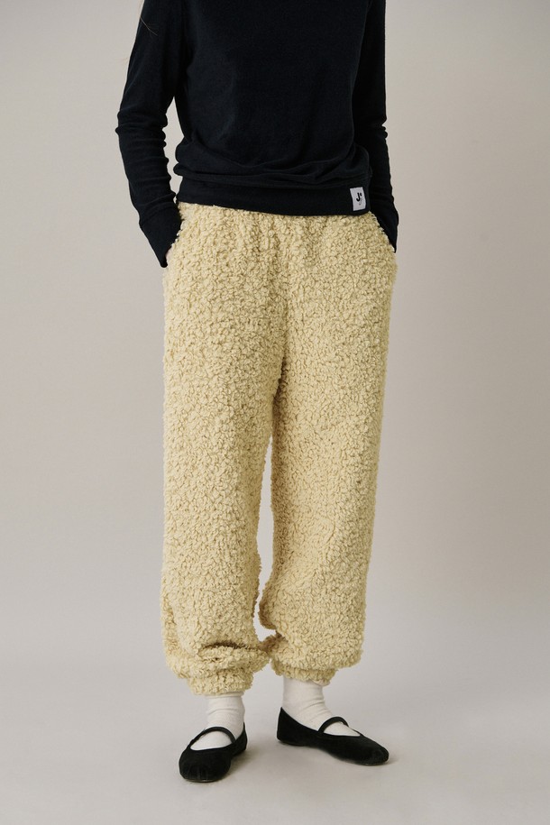 JUNEJUNE SPACE - 롱/미디팬츠 - Soft Jogger Pants_Yellow