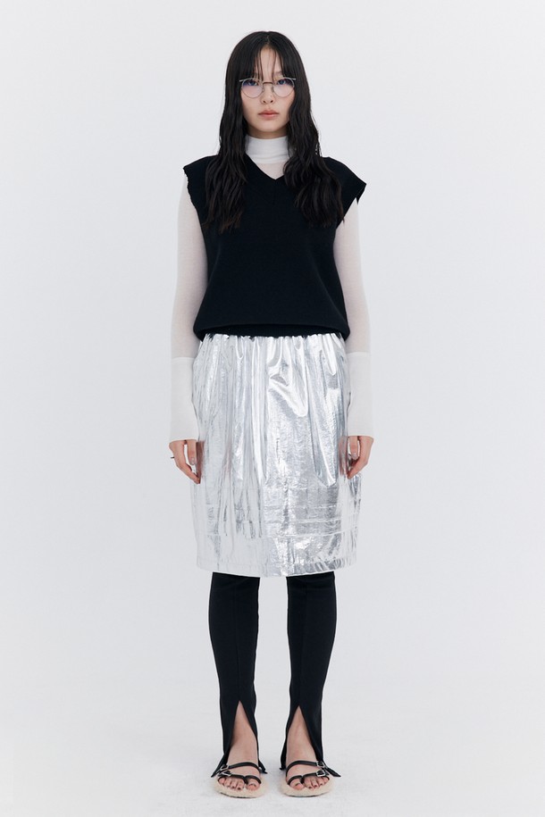 WNDERKAMMER - 미디스커트 - Raw-cut Tuck Skirt_Silver