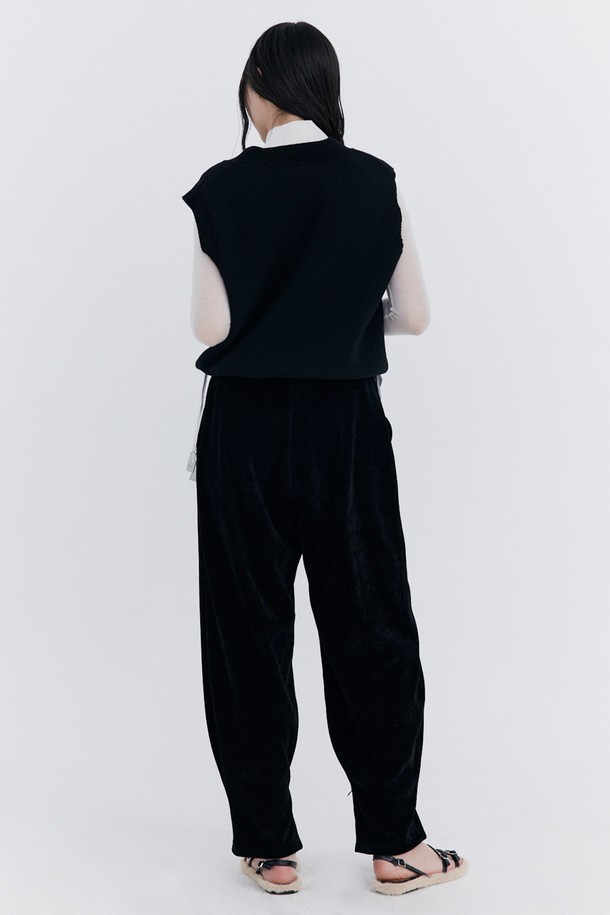 WNDERKAMMER - 롱/미디팬츠 - Corduroy Balloon Pants_Black