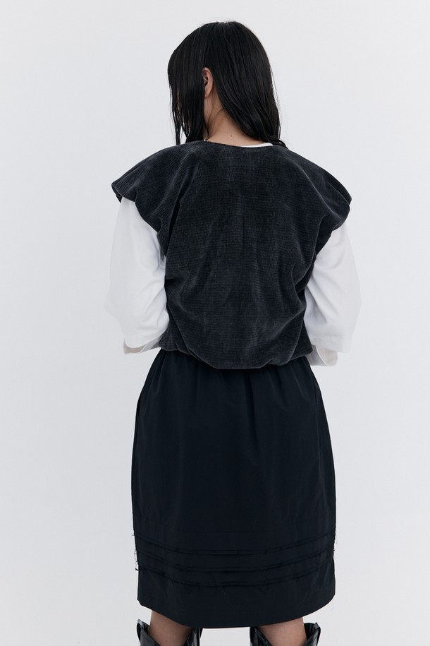 WNDERKAMMER - 베스트 - Corduroy Balloon Vest_Charcoal