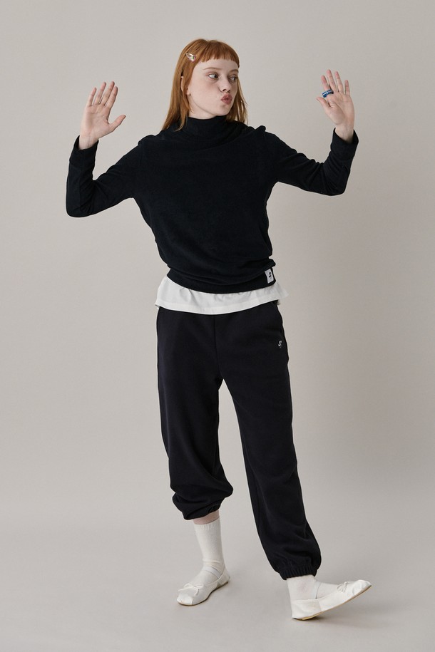 JUNEJUNE SPACE - 롱/미디팬츠 - Soft Jogger Pants_Navy