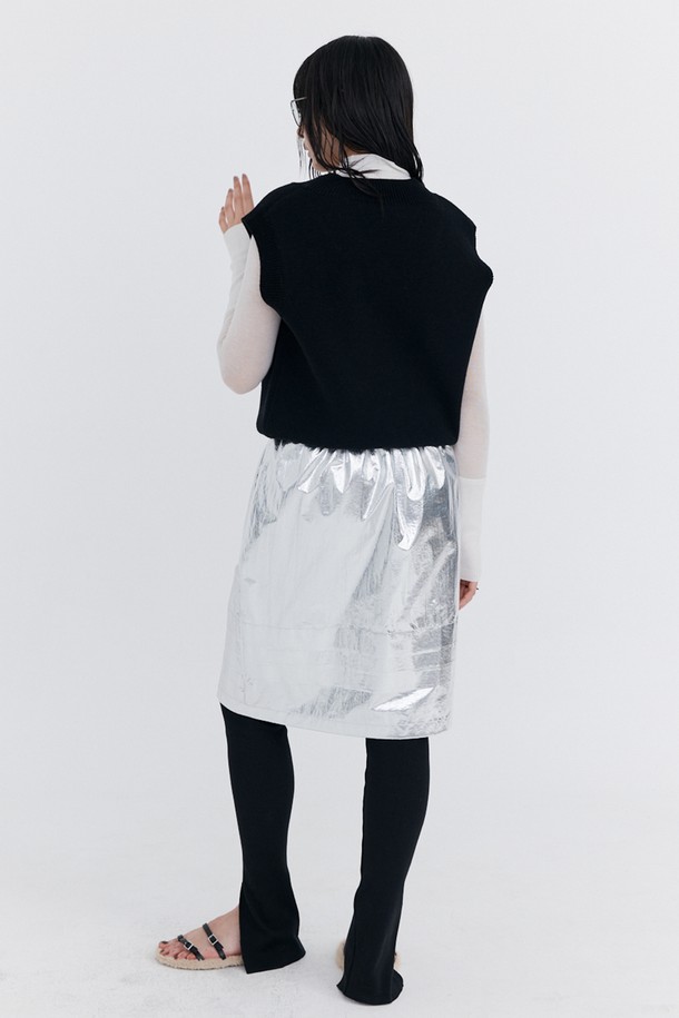 WNDERKAMMER - 미디스커트 - Raw-cut Tuck Skirt_Silver