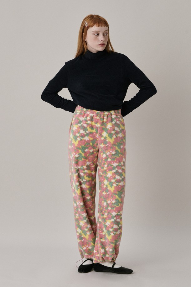 JUNEJUNE SPACE - 롱/미디팬츠 - Flower Fleece Jogger Pants_Pink