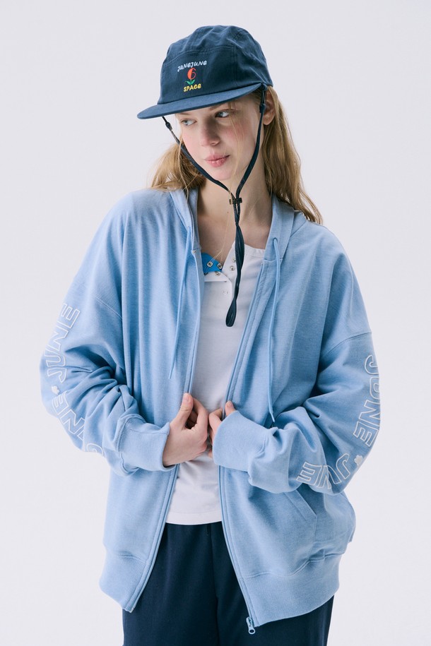 JUNEJUNE SPACE - 점퍼 - VOL11.Boxy Hood Zip-up_Skyblue