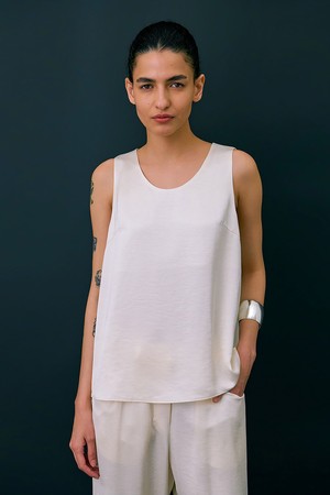 Layered Sleeveless Top_Cream