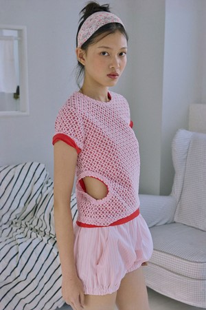 Slim Cut-out Lace Top_Pink