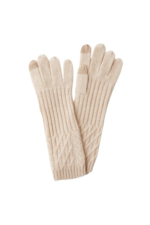 [Mani Calde] 여성용 캐시미어 스마트 터치 장갑은 프리미엄 이너 몽골리아 캐시미어와 울 소재로 제작되어 부드러운 촉감과 뛰어난 보온성을 제공하며, 가을, 겨울철 일상생활에 적합합니다. 엄지와 검지에는 스마트 터치 기능이 적용되어 있어 장갑을 벗지 않고도 스마트폰을 사용할 수 있으며, 손목 길이 디자인과 리브 디테일이 돋보입니다. 그레이, 차콜, 브라운, 블랙, 크림, 스카이블루, 네이비, 베이지 등 다양한 색상으로 만나볼 수 있으며, 럭셔리한 선물용 핸들 박스 패키징으로 제공됩니다.
