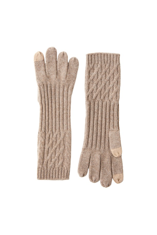 [Mani Calde] 여성용 캐시미어 스마트 터치 장갑은 부드러운 이너 몽골리아 캐시미어와 울 소재로 제작되었으며, 추운 겨울 일상에서 따뜻하게 착용하기 좋습니다. 엄지와 검지에는 스마트 터치 기능이 적용되어 있어 장갑을 벗지 않고도 스마트 기기를 사용할 수 있으며, 손목 길이 디자인으로 제작되었습니다. 고급스러운 핸들 박스에 담겨 선물용으로도 좋은 무지 패턴의 장갑은 Gray, Charcoal, Brown, Black, Cream, Sky Blue, Navy, Beige 등 다양한 색상으로 만나볼 수 있습니다.
