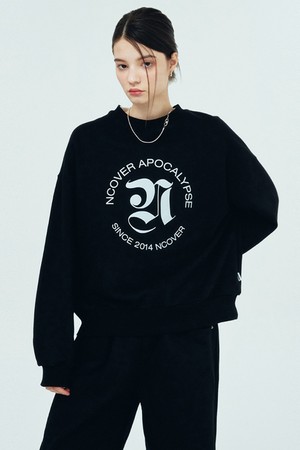 ROMAN TYPO LOGO SWEATSHIRT-BLACK