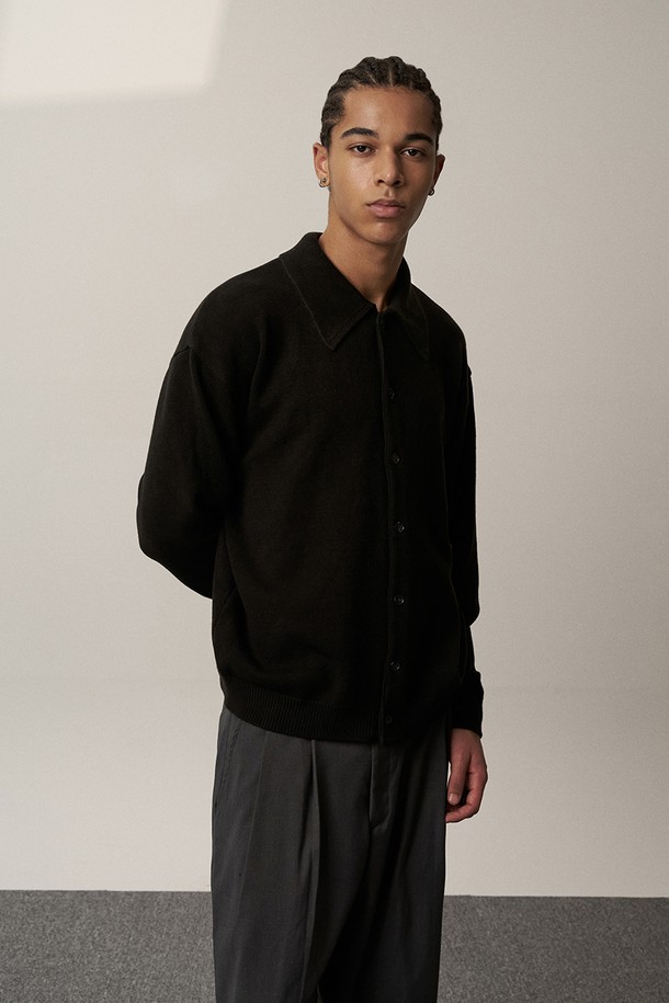 LUNT - 가디건 - NEAT COLLAR CARDIGAN (BLACK)