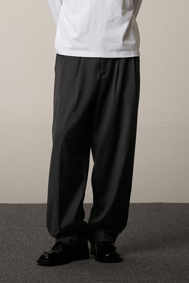 LUNT - 슬랙스/수트팬츠 - WOOL TWO TUCKED WIDE SLACKS (GRAY)