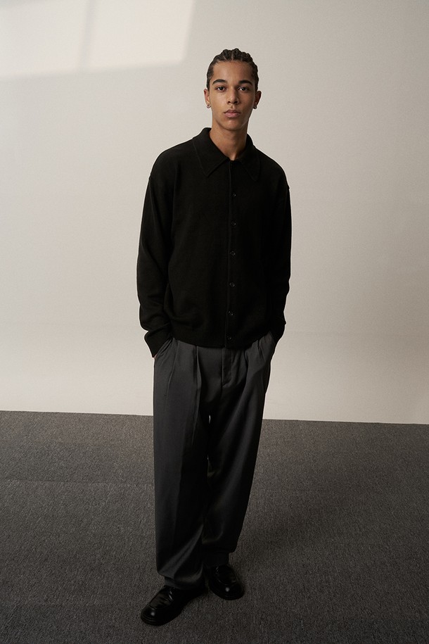 LUNT - 가디건 - NEAT COLLAR CARDIGAN (BLACK)