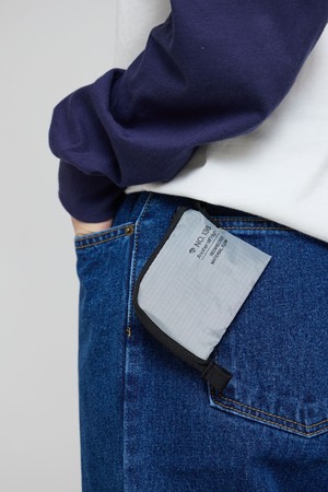 OVPR-136 / 라이트 월렛