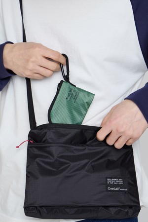 OVPR-136 / 라이트 월렛