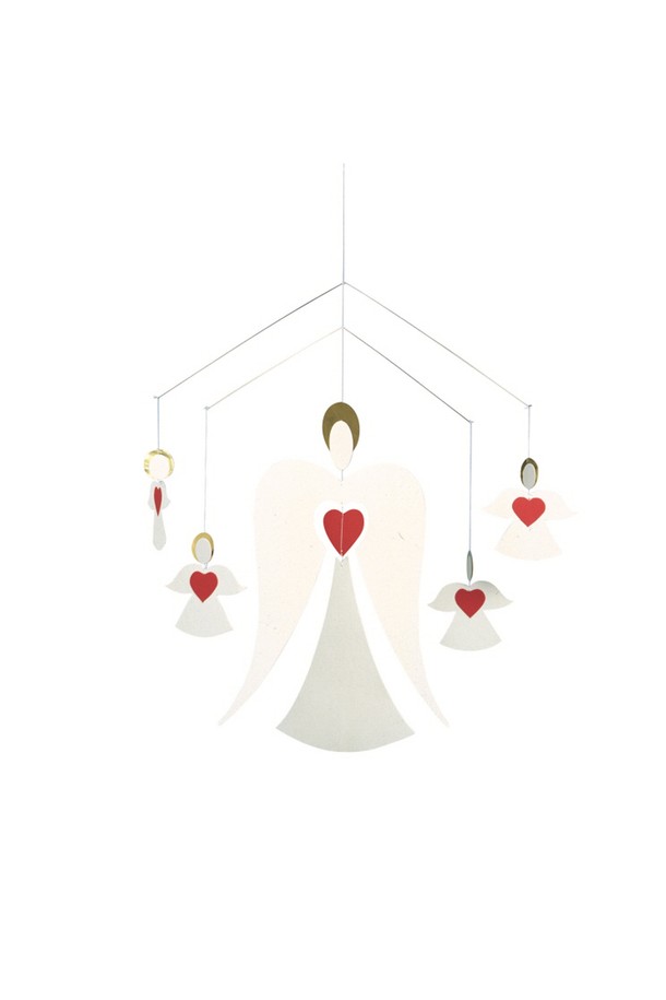 하트 천사 - 엔젤 패밀리(Angel Family)는 종이와 와이어 소재로 제작된 미니멀하고 모던한 스타일의 홈데코 제품입니다. 3D 입체 구조의 하트와 천사 디자인이 돋보이며, 화이트 컬러로 깨끗하고 산뜻한 분위기를 연출합니다. 접이식 구조로 보관이 용이하며, 필요에 따라 펼쳐 인테리어 장식으로 활용할 수 있습니다. 미디엄 사이즈로 공간에 포인트를 주기에 좋으며, 모빌형 장식품으로 재사용이 가능합니다.
