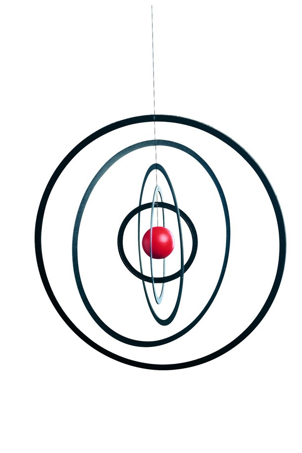 우주 - 사이언스 픽션(Science Fiction) 모빌은 1956년 Christian Flensted의 클래식 디자인을 바탕으로 제작되었습니다. Fibreboard와 비치 우드(Beech wood) 소재로 제작되었으며, 24 x 24 cm 크기로 벽이나 천장에 걸어 인테리어 효과를 낼 수 있습니다. Natural-black 색상에 우주와 공상과학 무늬가 어우러져 모던하고 클래식한 분위기를 연출합니다. 빛이 있는 곳에 두면 환상적인 그림자 효과를 만들어내며, 주변 환경과 조화롭게 어우러지도록 디자인되었습니다. 오래도록 변치 않는 가치를 지닌 인테리어 소품입니다.
