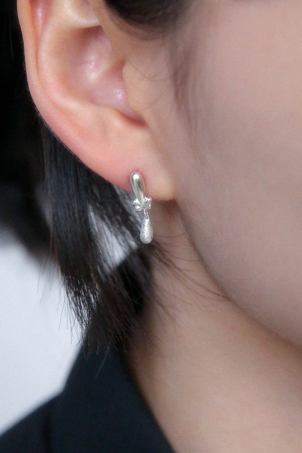 Baked Alaska - 귀걸이 - B-link Sparkle Combi Dangle Earrings