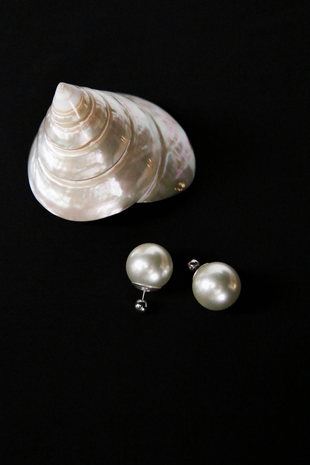 Baked Alaska - 귀걸이 - 25mm Faux Pearl Earrings