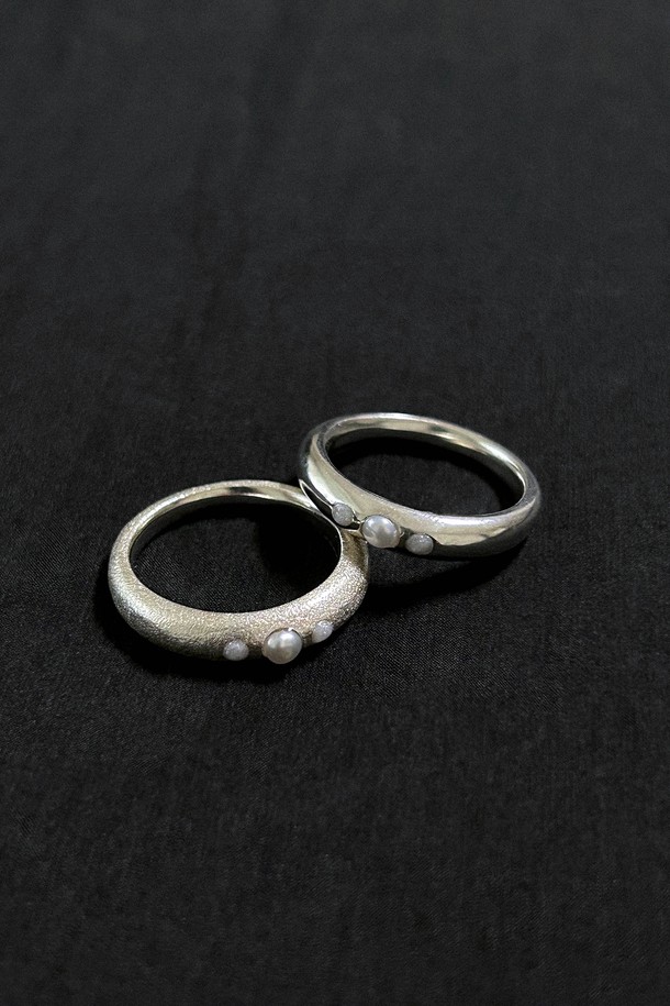 Baked Alaska - 반지 - Stacking Ring 03 - mono pearl, resin embelished