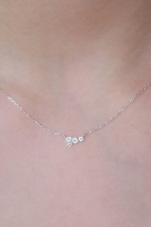 Mini Flower Bouquet Necklace