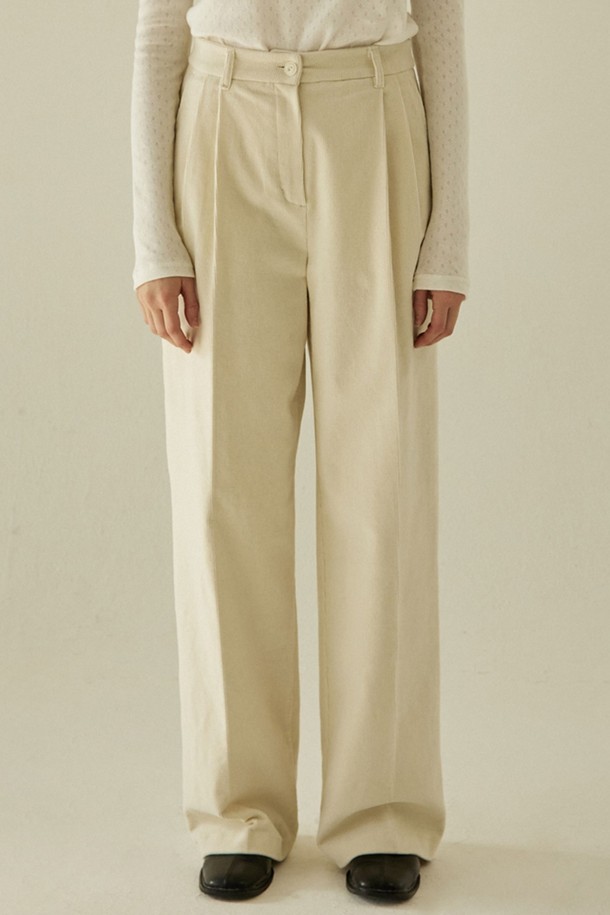 NONLOCAL - 롱/미디팬츠 - Flat Corduroy Two-tuck Pants - Oatmeal