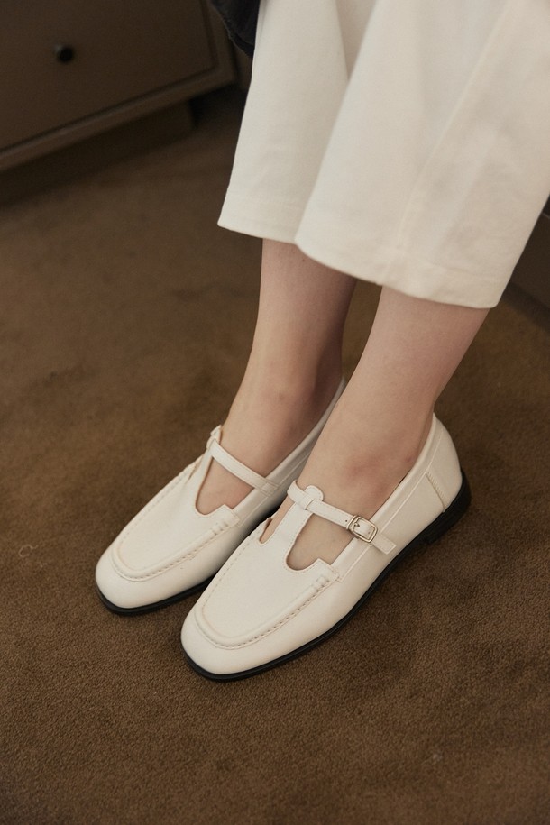 NONLOCAL - 플랫 - T-Strap Flat Shoes - white