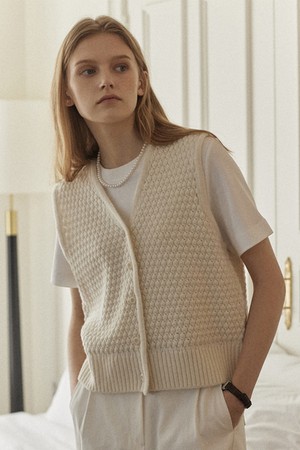 V-neck Tweed Knit Vest - Ivory