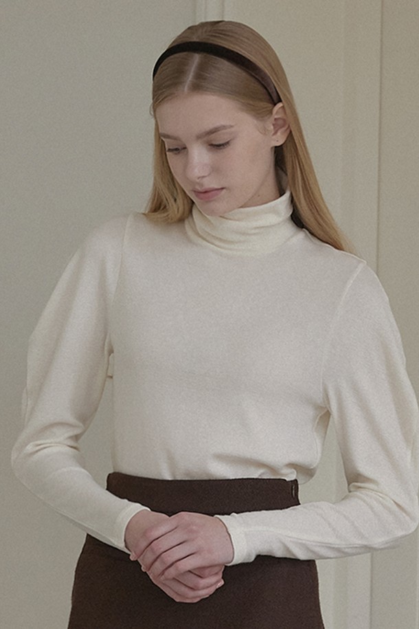 NONLOCAL - 긴소매 티셔츠 - Wool Tencel Volume Sleeve Turtleneck - Cream