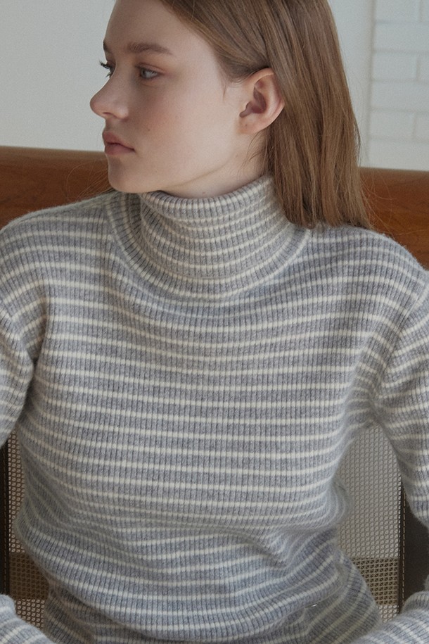 NONLOCAL - 스웨터 - Cashmere Stripe Turtleneck Knit - Grey