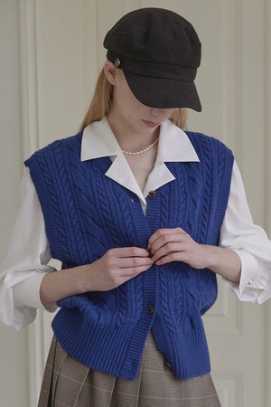 Wool Cable Knit Vest - Blue