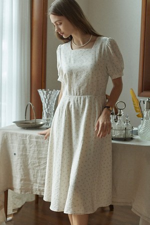 Neckline Floral Half-sleeves dress - Ivory