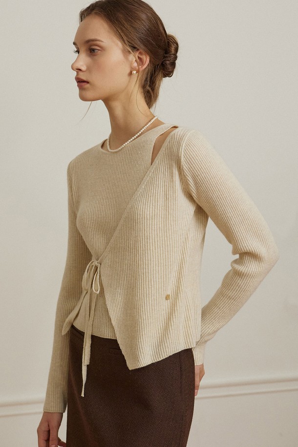 NONLOCAL - 스웨터 - Cut Out Diagonal Wrap Knit - Beige