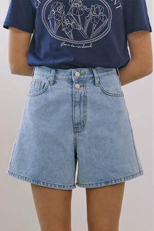 Button Detail Denim Shorts - Light Blue