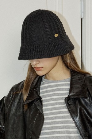 Cable Knit Bucket Hat - Black