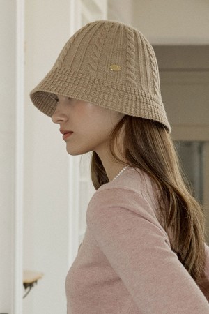 Cable Knit Bucket Hat - Beige