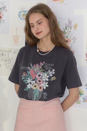 [논로컬 X 이하여백] Vase Hand Drawing T-shirt - Charcoal