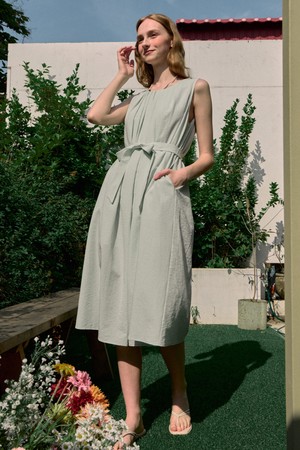 Leah Neck Point Sleeveless Dress - Mint