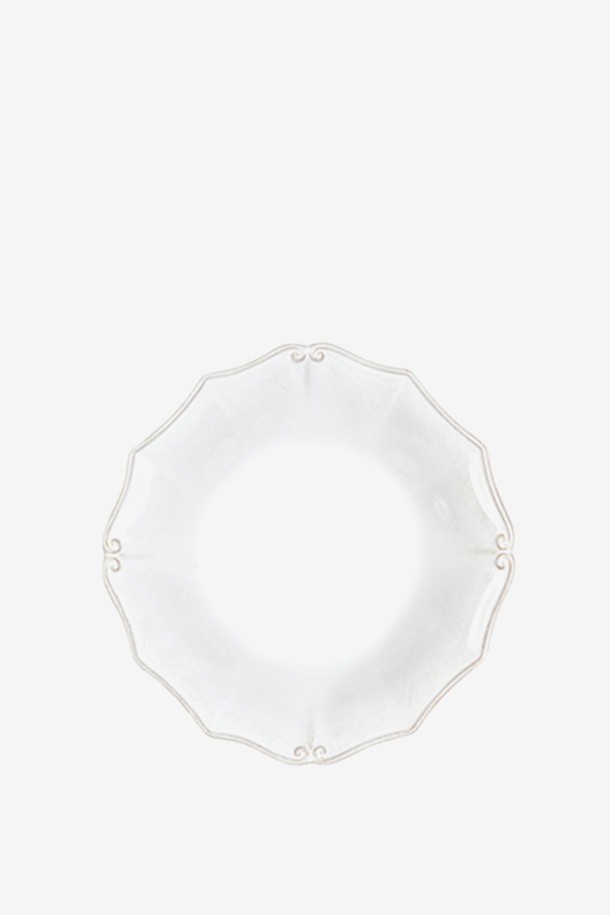 [Costa Nova] 바로코 화이트 24cm 파스타 접시는 파인 스톤웨어 소재로 제작되어 견고하며, 핸드메이드 및 수작업 채색으로 섬세함을 더한 도자기 제품입니다. 바로코 패턴의 화이트 색상으로 은은한 멋을 내며, 식기세척기 사용이 가능하여 편리합니다. 사용 시 장시간 물에 담그는 것을 피하고, 색상이 있는 액체류에 유의하여 관리해야 합니다.
