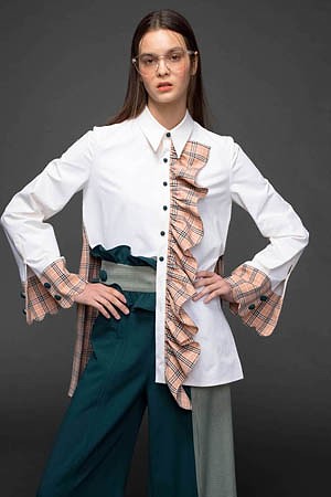 [FW] Ruffle back pleated shirts_Beige