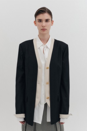 브이넥 싱글 버튼 자켓 - 블랙