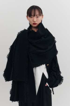 프린지 머플러 자켓 - 블랙