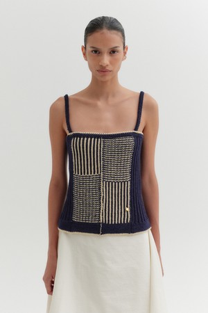 텍스처 슬리브리스 니트 탑 - 네이비/베이지