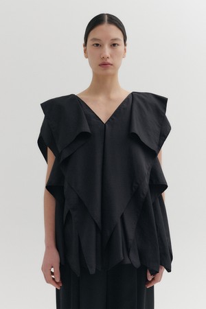 드레이프 와이드 카라 탑 - 블랙