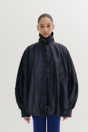 하이넥 볼륨 점퍼 - 네이비