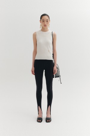 슬림핏 레깅스 - 블랙