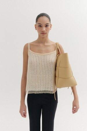 슬리브리스 니트 탑- 아이보리