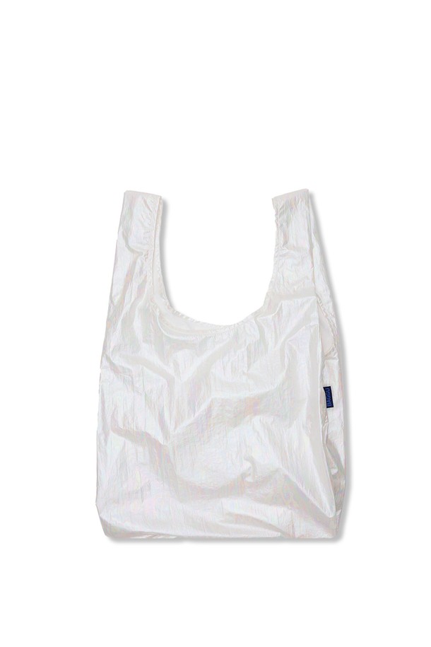 [바쿠백] 휴대용 장바구니 Pearl Metallic은 여성용 미디엄 사이즈의 접이식 쇼핑백입니다. 펄 메탈릭 색상의 나일론 소재로 제작되었으며, 가볍고 튼튼한 고밀도 립스탑 원단을 사용하여 내구성을 높였습니다. 쇼핑, 일상, 여행 등 다양한 용도로 활용 가능하며, 보관용 파우치가 함께 제공됩니다.
