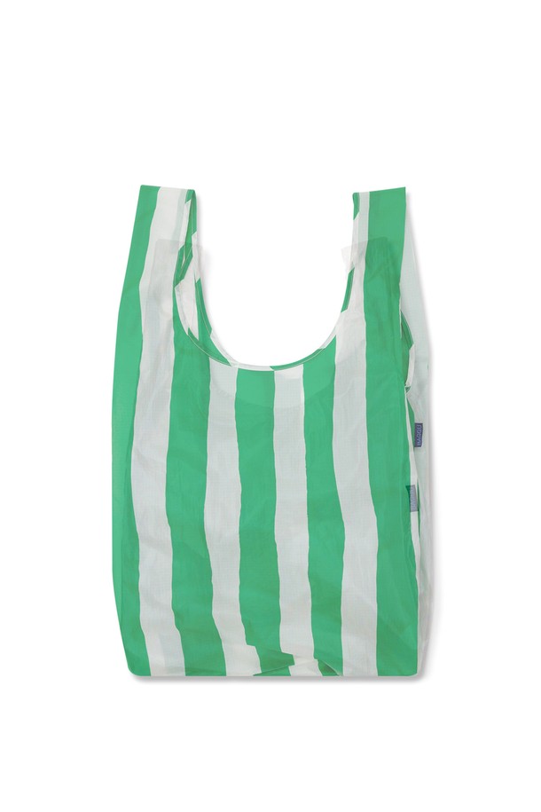 [바쿠백] 대형 빅사이즈 에코백 장바구니 Green Painted Stripe는 넉넉한 수납공간의 라지 사이즈 에코백입니다. 그린과 화이트 스트라이프 패턴의 나일론 소재로 제작되어 가볍고 튼튼하며, 접이식으로 파우치 보관이 가능하여 휴대성이 뛰어납니다. 여행, 일상, 쇼핑 등 다양한 용도로 활용하기 좋으며, 오픈형 디자인으로 편리하게 사용할 수 있습니다.
