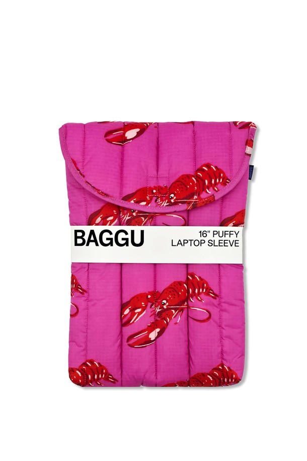 바쿠백 16인치 Pink Lobster 노트북 파우치는 16인치 이하 노트북을 안전하게 보호하는 가방입니다. 핑크색 바탕에 귀여운 랍스터 패턴이 돋보이며, 스크래치 방지, 방수, 양면 보호 기능과 함께 경량 나일론 소재로 제작되어 휴대성이 뛰어납니다. 벨크로형 잠금 방식으로 간편하게 여닫을 수 있으며, 14세 이상 사용자를 위해 디자인되었습니다.
